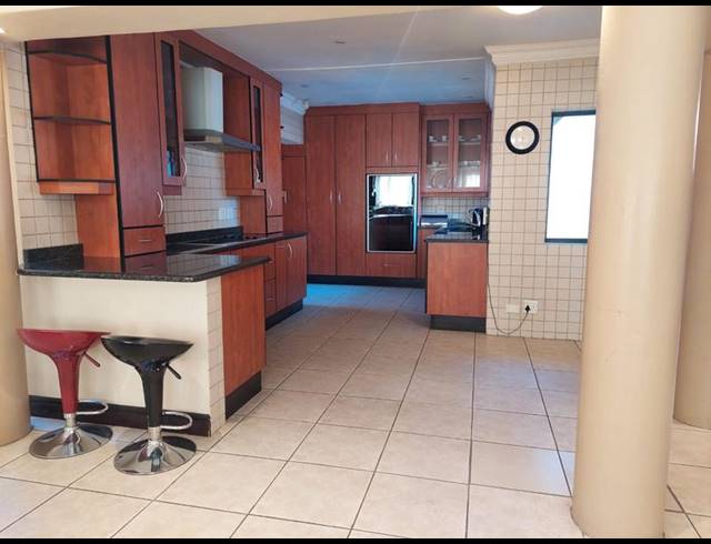 5 BEDROOM PROPERTY TO RENT IN VORNA VALLEY